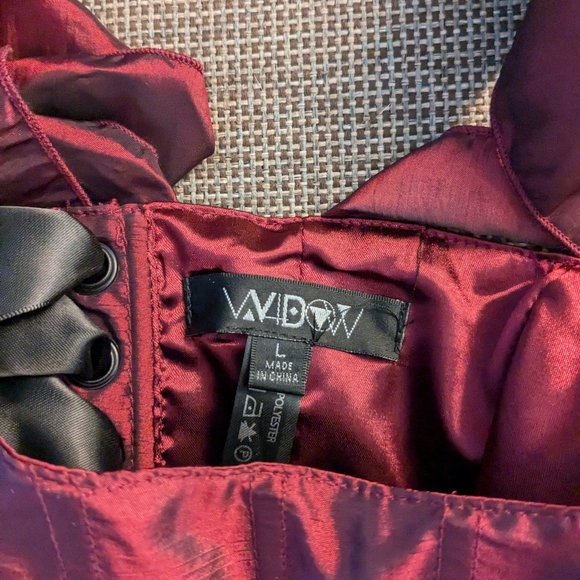 WIDOW by Dolls Kill red corset top Large - Picture 3 of 3